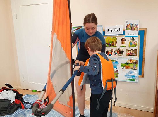 Gr. III i IV - "Aktywnie spędzamy czas wolny"- spotkanie z Zuzanną Gołębiewską członkinią Łebskiego Klubu Żeglarskiego