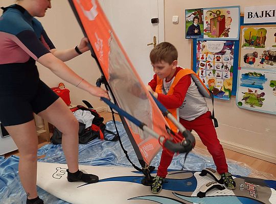 Gr. III i IV - "Aktywnie spędzamy czas wolny"- spotkanie z Zuzanną Gołębiewską członkinią Łebskiego Klubu Żeglarskiego