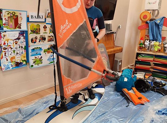 Gr. III i IV - "Aktywnie spędzamy czas wolny"- spotkanie z Zuzanną Gołębiewską członkinią Łebskiego Klubu Żeglarskiego