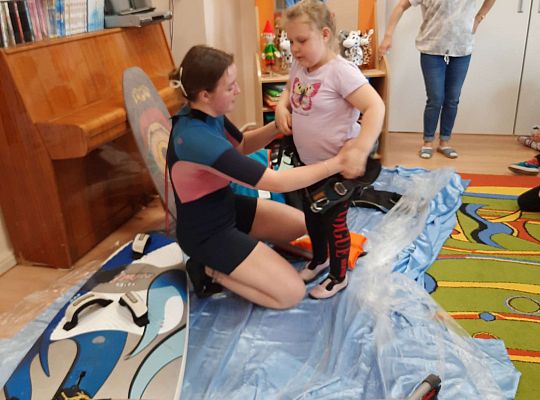 Gr. III i IV - "Aktywnie spędzamy czas wolny"- spotkanie z Zuzanną Gołębiewską członkinią Łebskiego Klubu Żeglarskiego