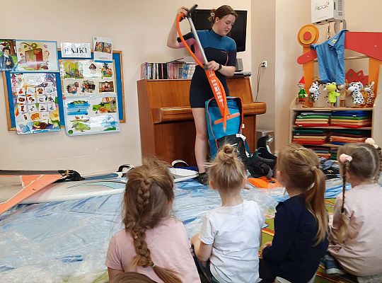 Gr. III i IV - "Aktywnie spędzamy czas wolny"- spotkanie z Zuzanną Gołębiewską członkinią Łebskiego Klubu Żeglarskiego