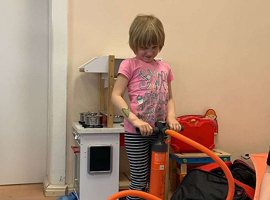 Gr. III i IV - "Aktywnie spędzamy czas wolny"- spotkanie z Zuzanną Gołębiewską członkinią Łebskiego Klubu Żeglarskiego