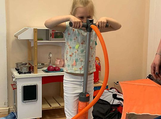 Gr. III i IV - "Aktywnie spędzamy czas wolny"- spotkanie z Zuzanną Gołębiewską członkinią Łebskiego Klubu Żeglarskiego