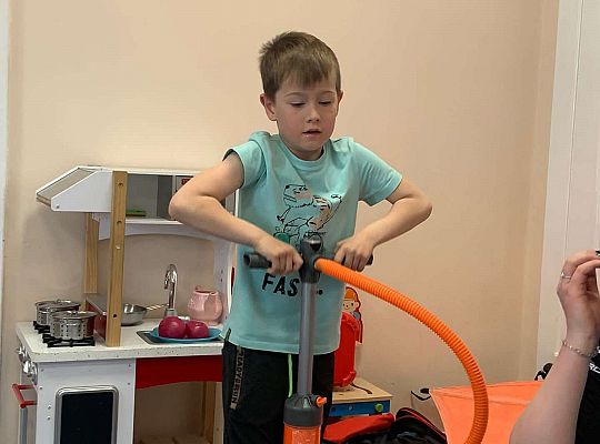 Gr. III i IV - "Aktywnie spędzamy czas wolny"- spotkanie z Zuzanną Gołębiewską członkinią Łebskiego Klubu Żeglarskiego