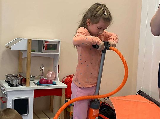 Gr. III i IV - "Aktywnie spędzamy czas wolny"- spotkanie z Zuzanną Gołębiewską członkinią Łebskiego Klubu Żeglarskiego