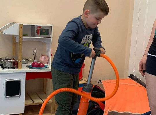 Gr. III i IV - "Aktywnie spędzamy czas wolny"- spotkanie z Zuzanną Gołębiewską członkinią Łebskiego Klubu Żeglarskiego