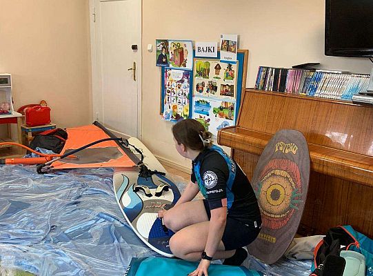 Gr. III i IV - "Aktywnie spędzamy czas wolny"- spotkanie z Zuzanną Gołębiewską członkinią Łebskiego Klubu Żeglarskiego