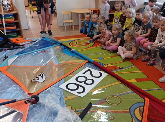 Gr. I i II "Aktywnie spędzamy czas wolny" - spotkanie z Zuzanną Gołębiewską członkinią Łebskiego Klubu Żeglarskiego