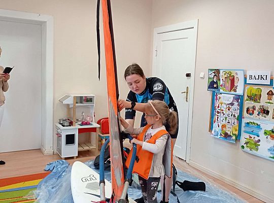 Gr. I i II "Aktywnie spędzamy czas wolny" - spotkanie z Zuzanną Gołębiewską członkinią Łebskiego Klubu Żeglarskiego