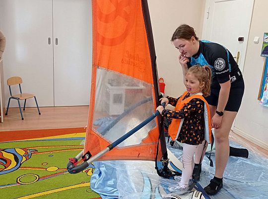 Gr. I i II "Aktywnie spędzamy czas wolny" - spotkanie z Zuzanną Gołębiewską członkinią Łebskiego Klubu Żeglarskiego