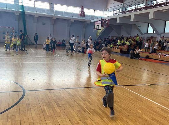 Gr. IV Piknik Sportowy w Szkole nr 7