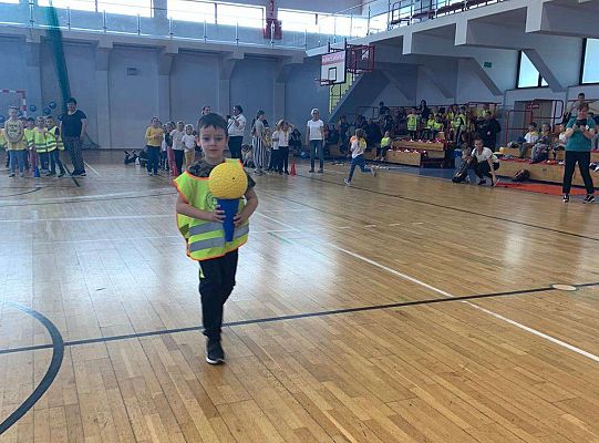 Gr. IV Piknik Sportowy w Szkole nr 7