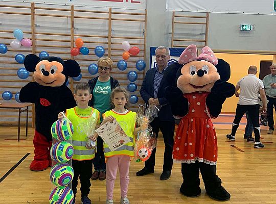 Gr. IV Piknik Sportowy w Szkole nr 7