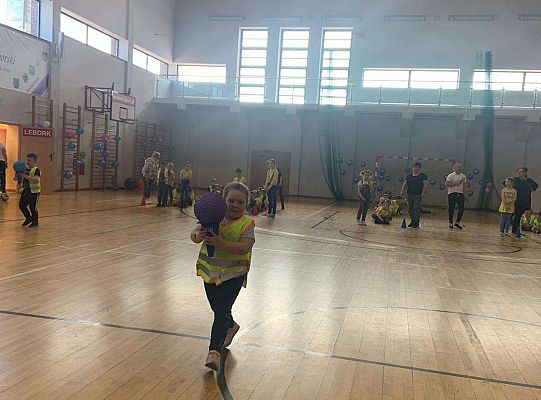 Gr. IV Piknik Sportowy w Szkole nr 7