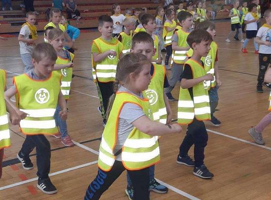 Gr. IV Piknik Sportowy w Szkole nr 7