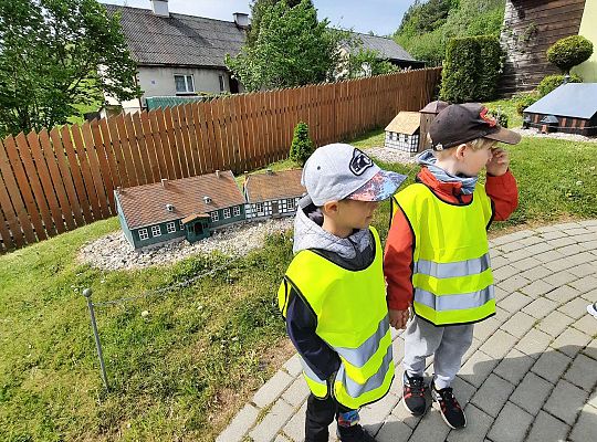 Gr. III "Park Miniatur" i "Park Gigantów"- Strysza Buda