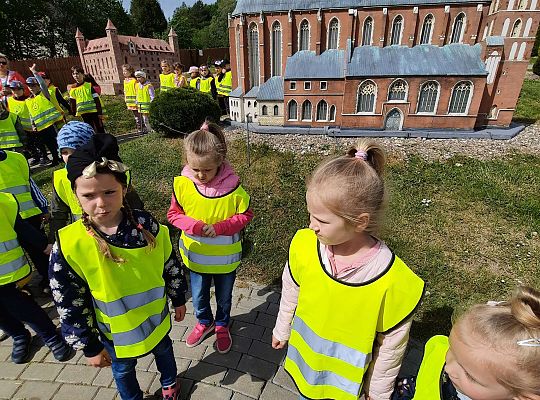 Gr. III "Park Miniatur" i "Park Gigantów"- Strysza Buda