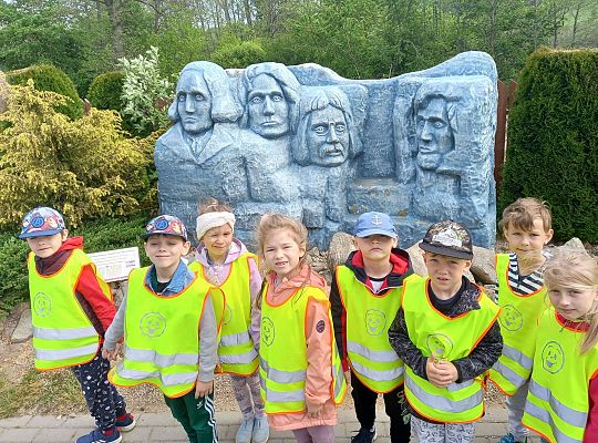 Gr. IV "Park Miniatur" i "Park Gigantów" - Strysza Buda