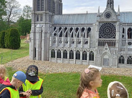 Gr. IV "Park Miniatur" i "Park Gigantów" - Strysza Buda