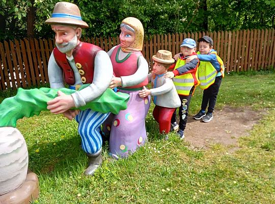 Gr. IV "Park Miniatur" i "Park Gigantów" - Strysza Buda