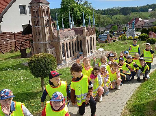 Gr. IV "Park Miniatur" i "Park Gigantów" - Strysza Buda