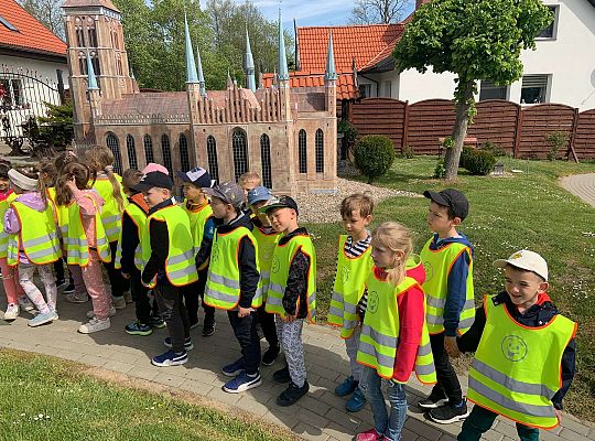 Gr. IV "Park Miniatur" i "Park Gigantów" - Strysza Buda