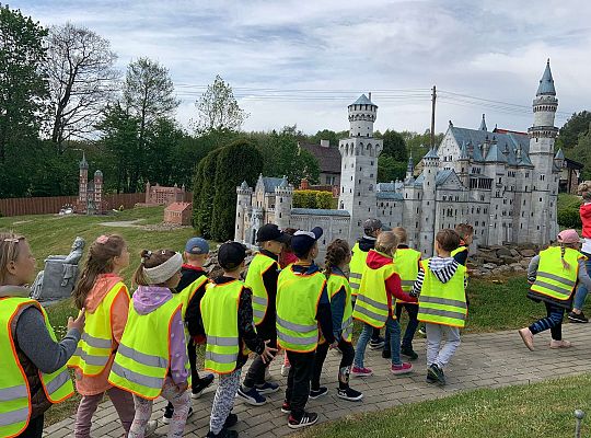 Gr. IV "Park Miniatur" i "Park Gigantów" - Strysza Buda