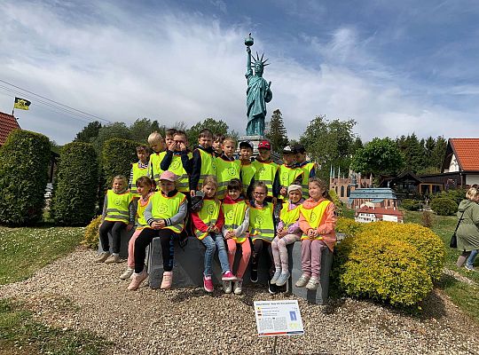 Gr. IV "Park Miniatur" i "Park Gigantów" - Strysza Buda