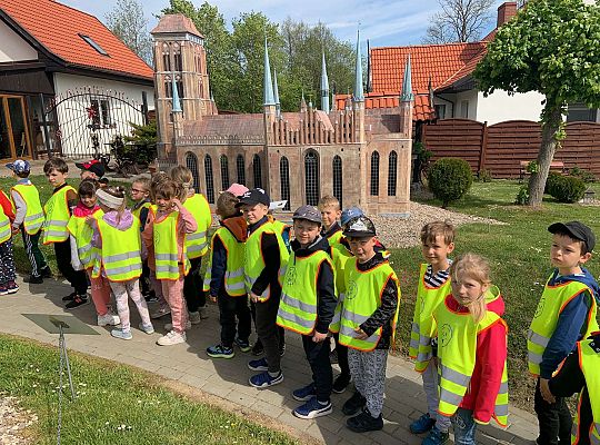 Gr. IV "Park Miniatur" i "Park Gigantów" - Strysza Buda