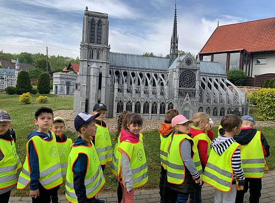 Gr. IV "Park Miniatur" i "Park Gigantów" - Strysza Buda