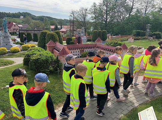 Gr. IV "Park Miniatur" i "Park Gigantów" - Strysza Buda