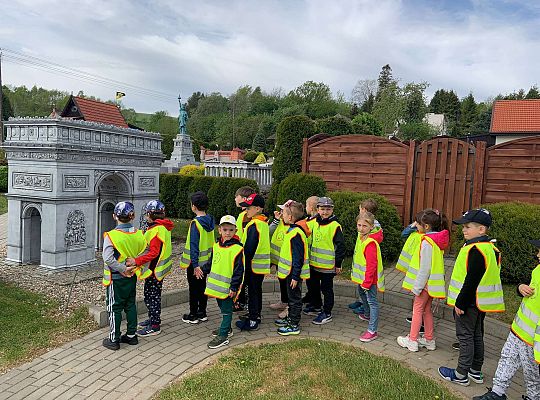 Gr. IV "Park Miniatur" i "Park Gigantów" - Strysza Buda