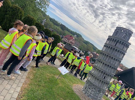 Gr. IV "Park Miniatur" i "Park Gigantów" - Strysza Buda