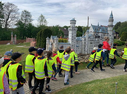 Gr. IV "Park Miniatur" i "Park Gigantów" - Strysza Buda