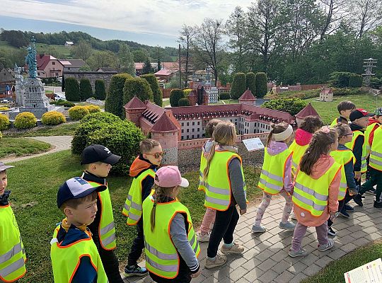 Gr. IV "Park Miniatur" i "Park Gigantów" - Strysza Buda