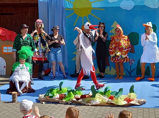 "Rzepka" w wykonaniu rodziców i nauczycieli