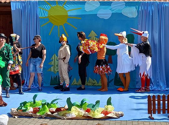 "Rzepka" w wykonaniu rodziców i nauczycieli