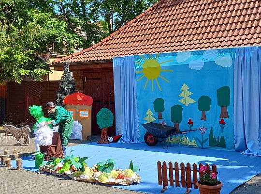 "Rzepka" w wykonaniu rodziców i nauczycieli