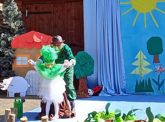 "Rzepka" w wykonaniu rodziców i nauczycieli