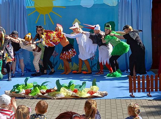 "Rzepka" w wykonaniu rodziców i nauczycieli