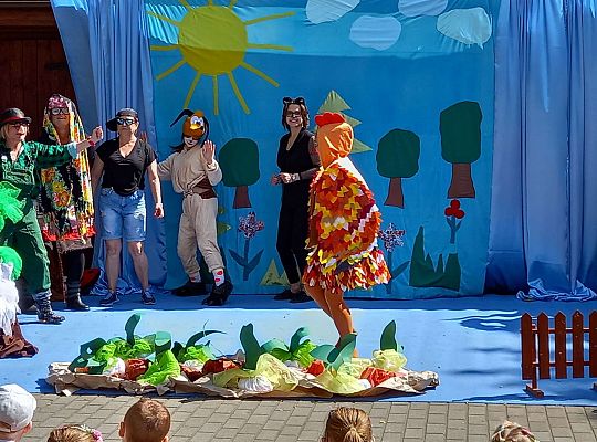 "Rzepka" w wykonaniu rodziców i nauczycieli