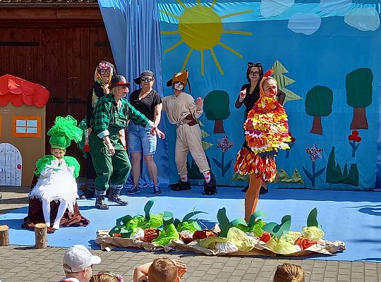 "Rzepka" w wykonaniu rodziców i nauczycieli