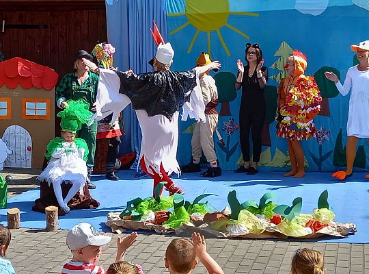 "Rzepka" w wykonaniu rodziców i nauczycieli