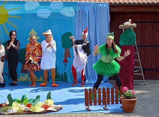 "Rzepka" w wykonaniu rodziców i nauczycieli