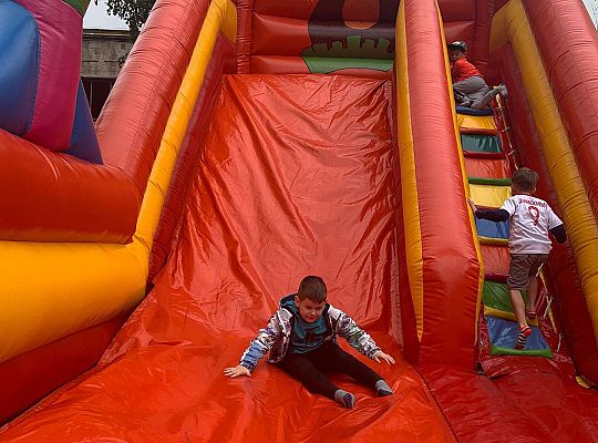 Gr. IV Dmuchaniec w przedszkolu- dziecięce szaleństwo