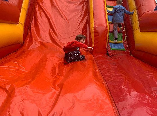 Gr. IV Dmuchaniec w przedszkolu- dziecięce szaleństwo