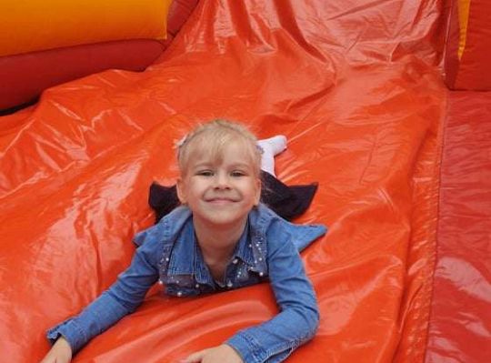 Gr. II Super zabawa na "Dmuchańcu"