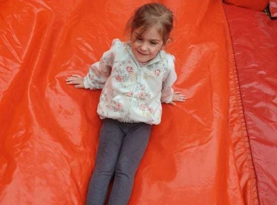 Gr. II Super zabawa na "Dmuchańcu"