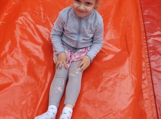 Gr. II Super zabawa na "Dmuchańcu"