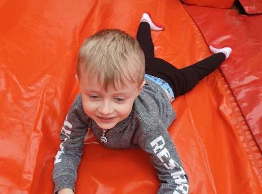 Gr. II Super zabawa na "Dmuchańcu"